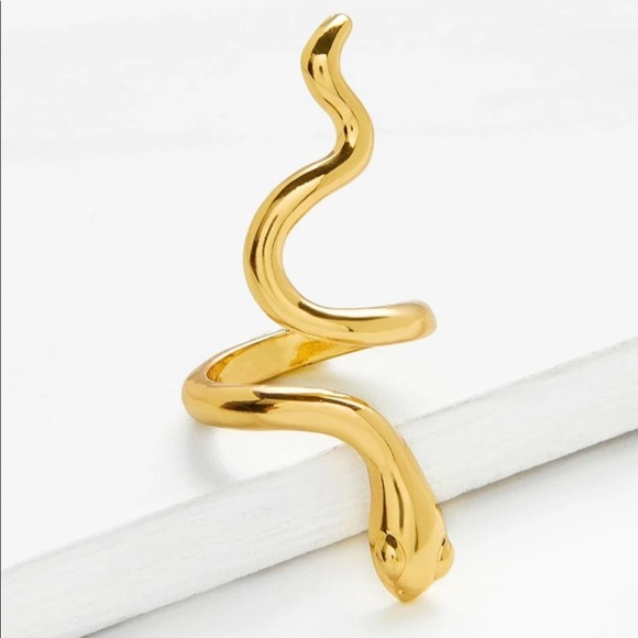 3/$30 💛 Snake Ring 🐍 - Picture 2 of 3